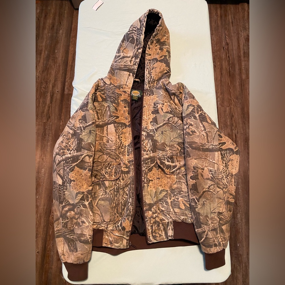 CABELA’S CAMOUFLAGE THICK HOODIE